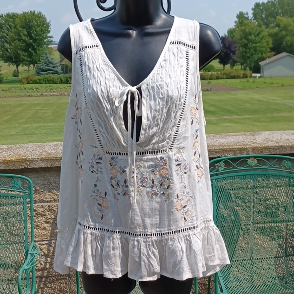 Miss Me Floral Sleeveless Blouse Tank Top Blue Pink Wood Beads Shirt Top Medium